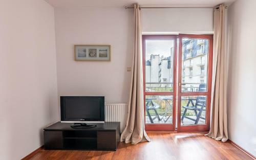 Apartamenty Salon - R�?a Wiatr�w