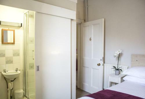 Hostal Auld Manse Guest House