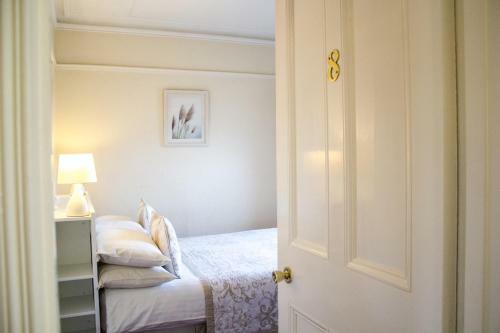 Hostal Auld Manse Guest House