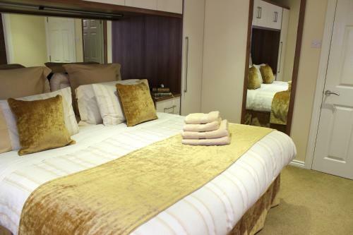 Silversprings City Centre Apartments