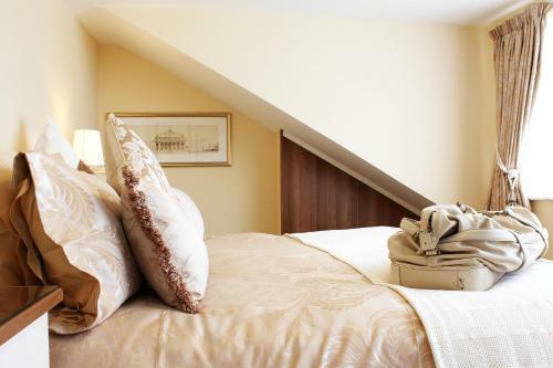 Silversprings City Centre Apartments