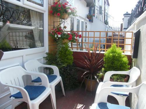 Bed & Breakfast Alondra Hotel