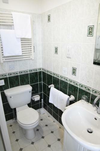 Hostal Thornloe Guest House