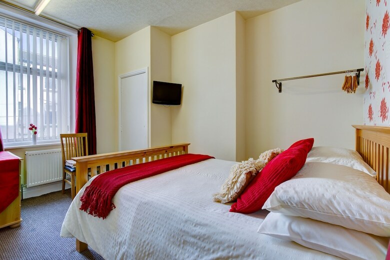 Hostal Hawthorn House