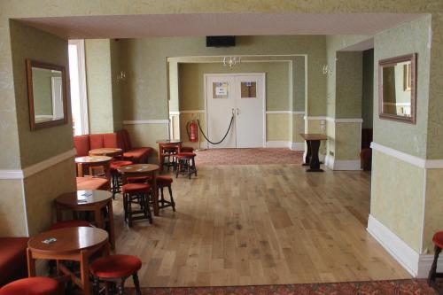 New Loretta Hotel
