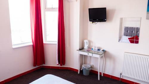 Hotel Just Roomz - By The Beach