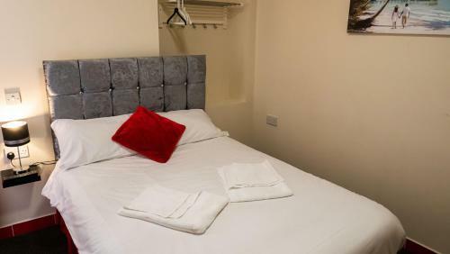 Hotel Just Roomz - By The Beach