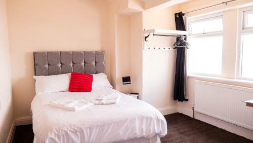 Hotel Just Roomz - By The Beach