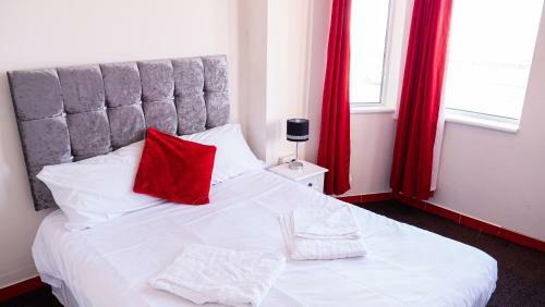 Hotel Just Roomz - By The Beach