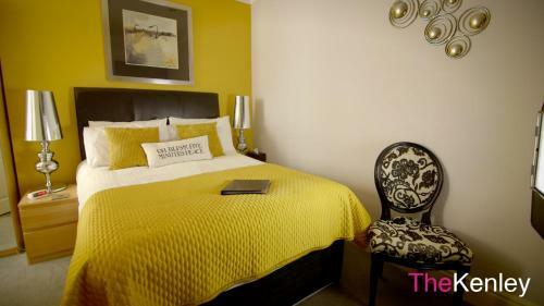 Bed & Breakfast The Kenley Hotel