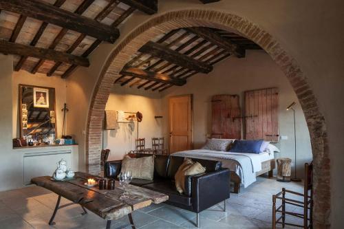 Follonico 4-suite B&B
