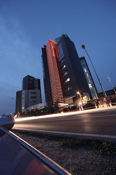 For You Hotel