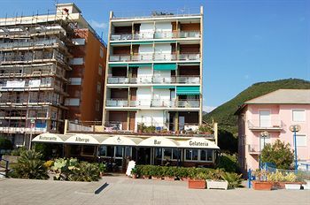 Hotel Albergo La Marina