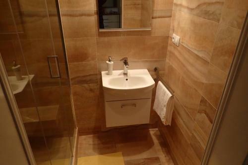 Apartment In City Center - Morassi