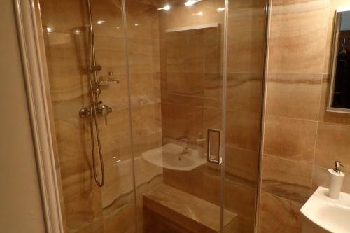 Apartment In City Center - Morassi