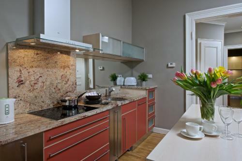 Holec Apartments
