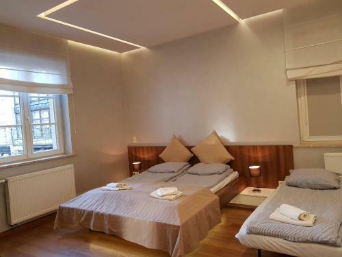 24w Apartments Rynek