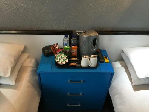 Hostal Apollo Guest House