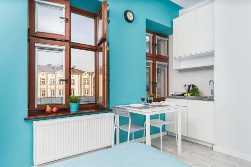 K12 Apartments