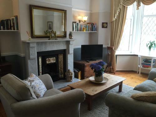 Hostal Sandsides Guest House