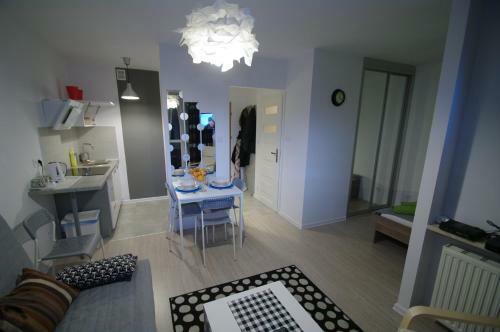 Capitol Studio Apartments