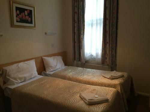 Romanos Hotel