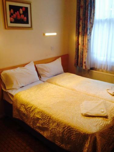 Romanos Hotel
