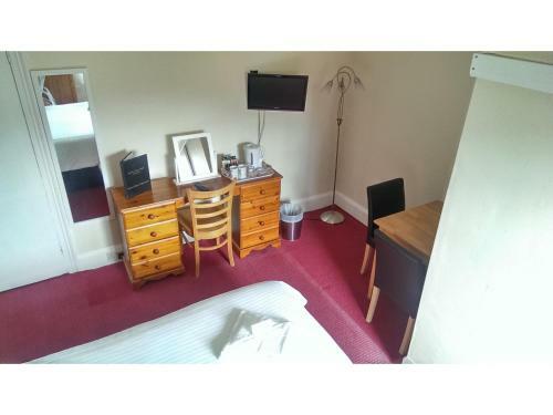 Hostal Tusker Lodge - Adults Only