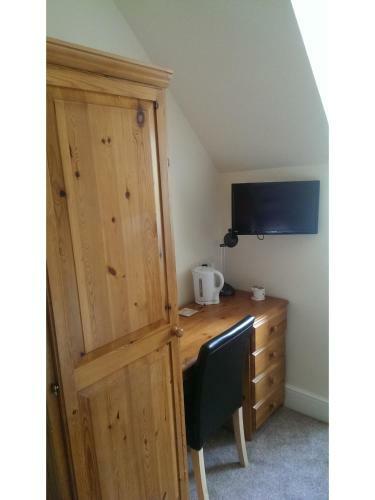 Hostal Tusker Lodge - Adults Only