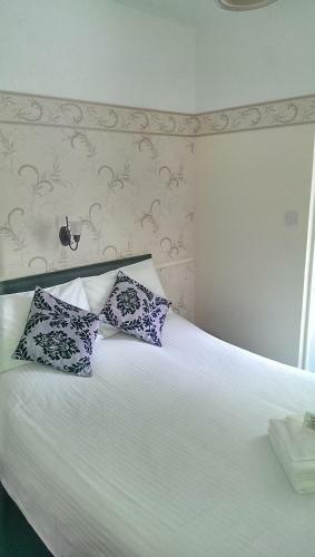 Hostal Tusker Lodge - Adults Only