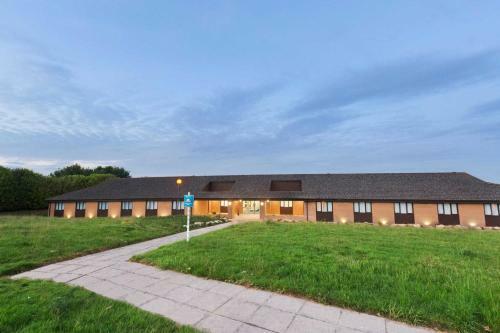 Hotel Days Inn Sutton Scotney South