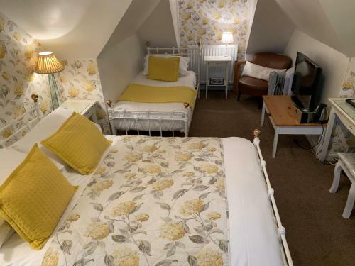 Hostal Lakeside Guest House