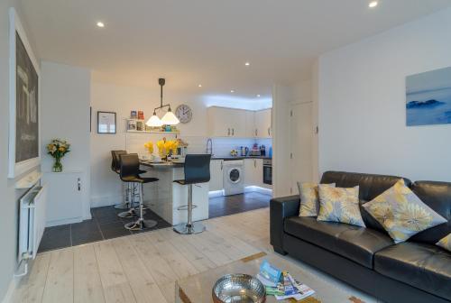 Alfred St Apartment