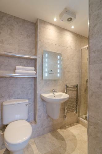 Alfred St Apartment