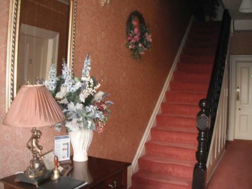 Hotel Cheltenham Lodge