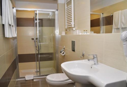 Hotel Gromada Arka Lux