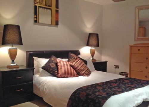 93a Grey Street Apartments