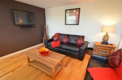 93a Grey Street Apartments