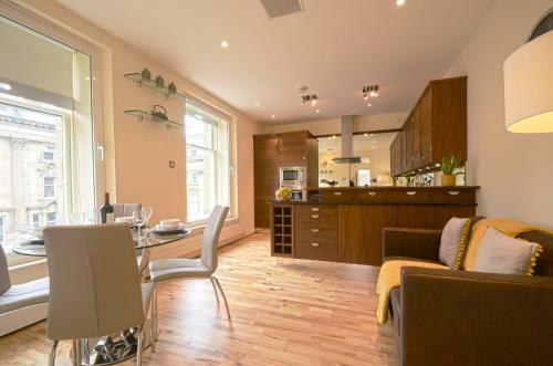 93a Grey Street Apartments