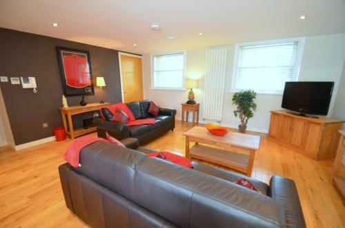 93a Grey Street Apartments