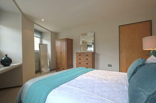 93a Grey Street Apartments
