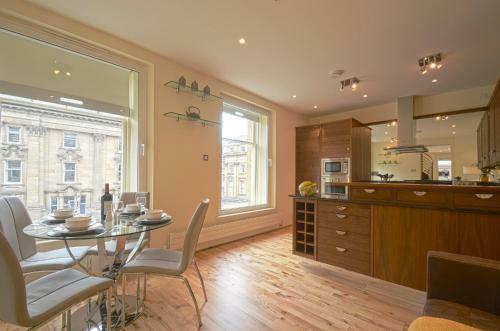93a Grey Street Apartments
