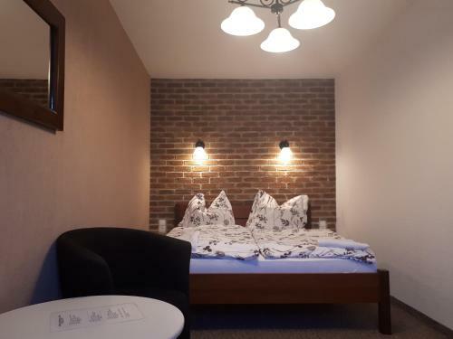 Hostal Penzion A Restaurace U Z�mku