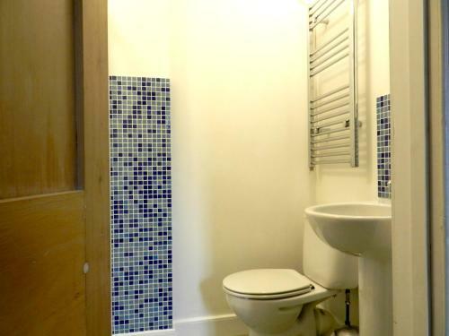 Hostal Balmoral Guesthouse