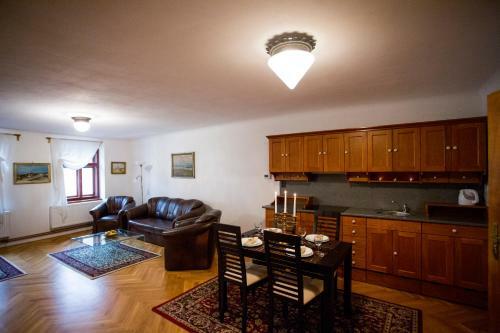 Apartment Ztracen� 8