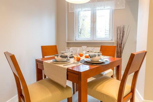 P&o Apartments Emilii Plater