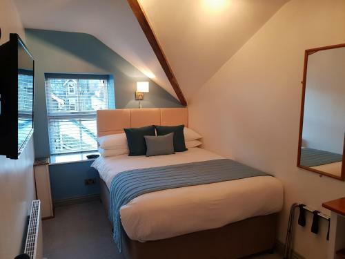 Bed & Breakfast Compston House B & B
