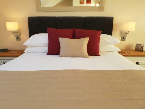 Bed & Breakfast Compston House B & B