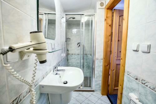 Pension & Chalet Sch�fer