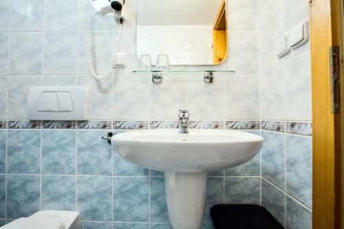 Pension & Chalet Sch�fer